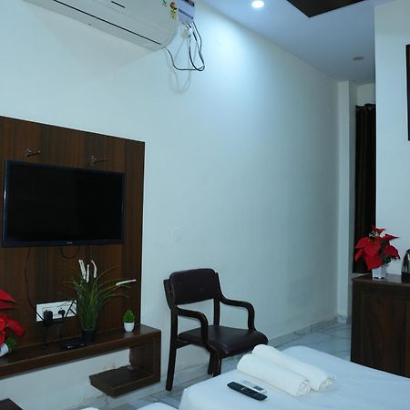 Hotel Plaza Hyderabad Airport Zone Shamshabad Exterior photo