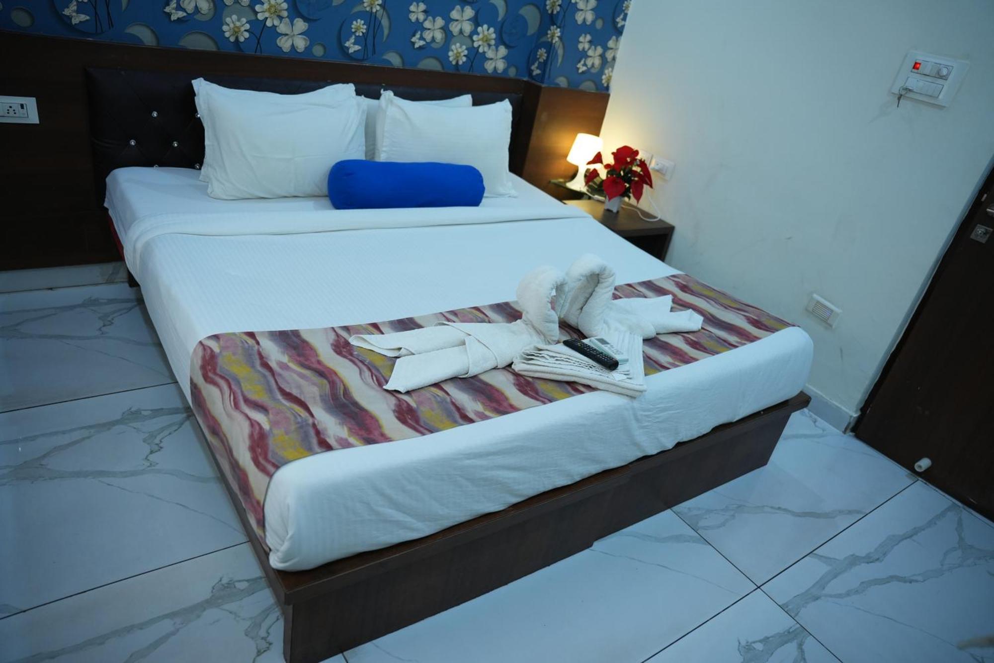 Hotel Plaza Hyderabad Airport Zone Shamshabad Exterior photo